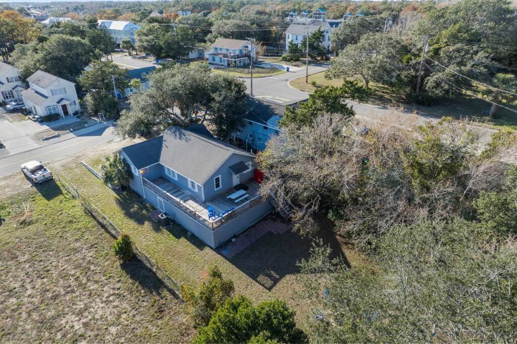 Gorgeous Centrally Located Ocean View 2 King, Huge Private Yard & Deck, Firepit, Bbq, & Game Tables Миртл-Бич Экстерьер фото