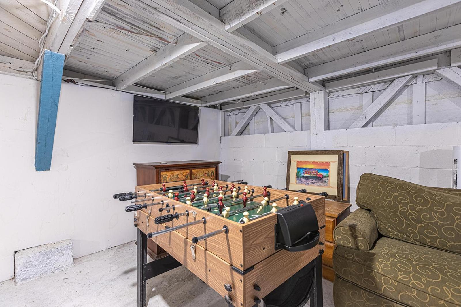 Gorgeous Centrally Located Ocean View 2 King, Huge Private Yard & Deck, Firepit, Bbq, & Game Tables Миртл-Бич Экстерьер фото